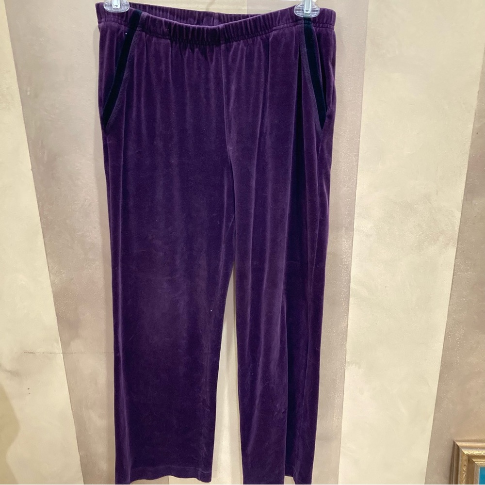 St. John Sport Purple Velvet Pants